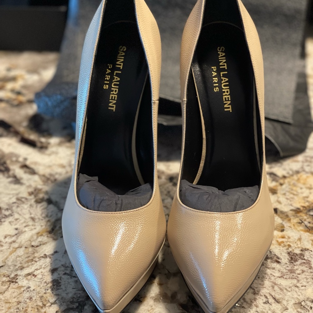 YSL Janis NWT OBO